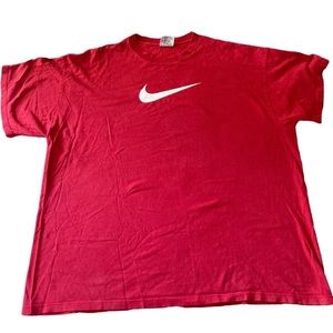 Vintage and rare 1992 Made In The USA center Nike swoosh logo shirt. Sixe XXL.